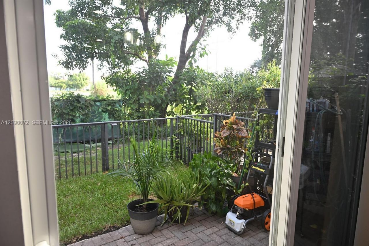 7722 SW 52nd Pl, Davie, FL 33328 Photo