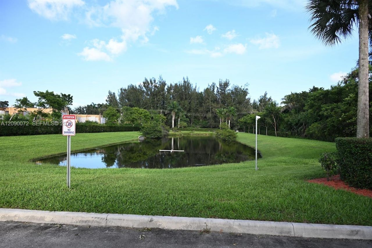 7722 SW 52nd Pl, Davie, FL 33328 Photo