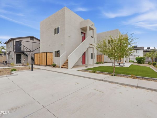 6630 S 11th Street, Phoenix, AZ 85042