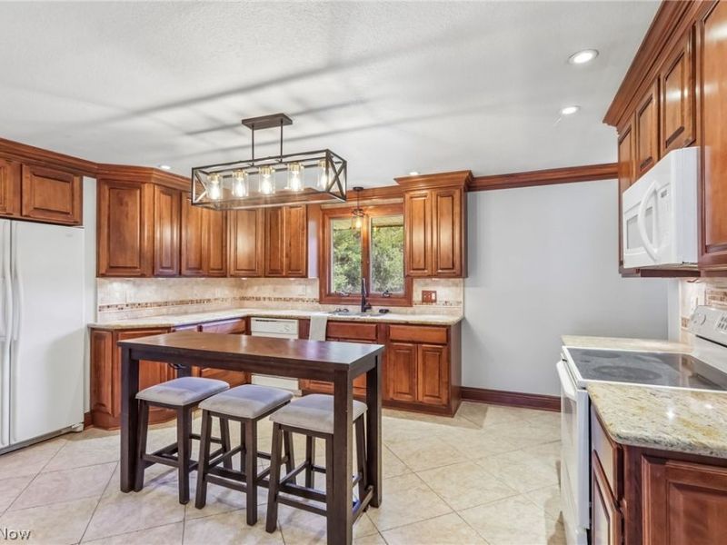 2965 Howell Drive, Poland, OH 44514 Photo 11