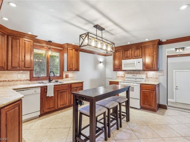 2965 Howell Drive, Poland, OH 44514 Photo 12