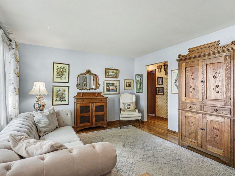320 Peggy Lane, Ashville, OH 43103 Photo 8