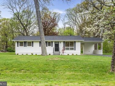 1305 CRUMS CHURCH ROAD, BERRYVILLE, VA 22611