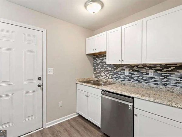 5859 LONE OAK Drive SW, Mableton, GA 30126