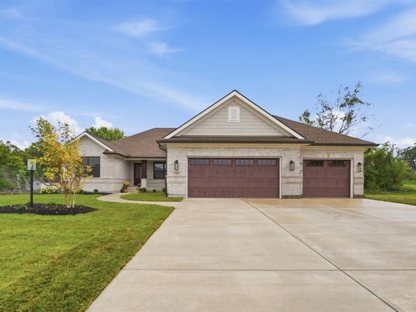 115 Cedar Creek Circle, Springboro, OH 45066