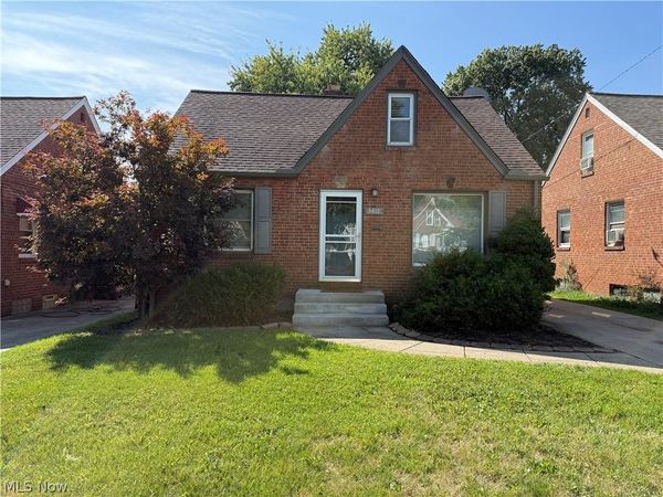 3419 Grovewood Avenue , Parma, OH 44134