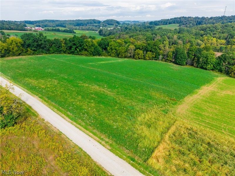 Foxfield Street SW, Navarre, OH 44662 Photo 2