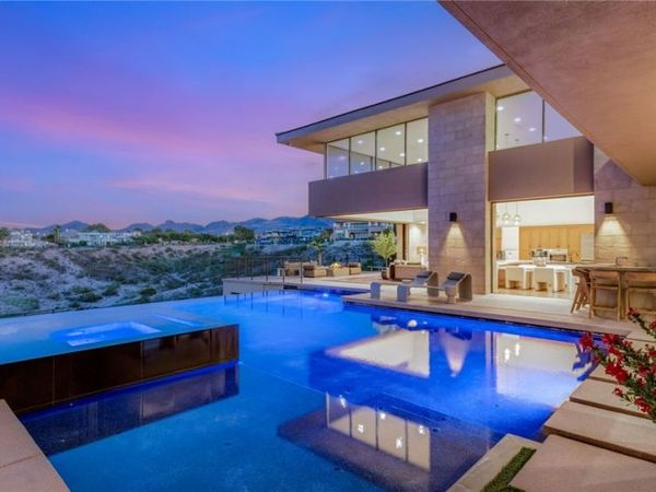 1300 Villa Barolo Avenue, Henderson, NV 89052