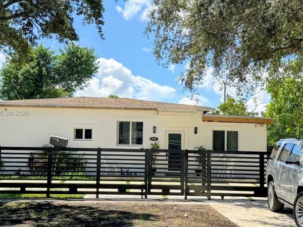 1560 NW 124th St , North Miami, FL 33167