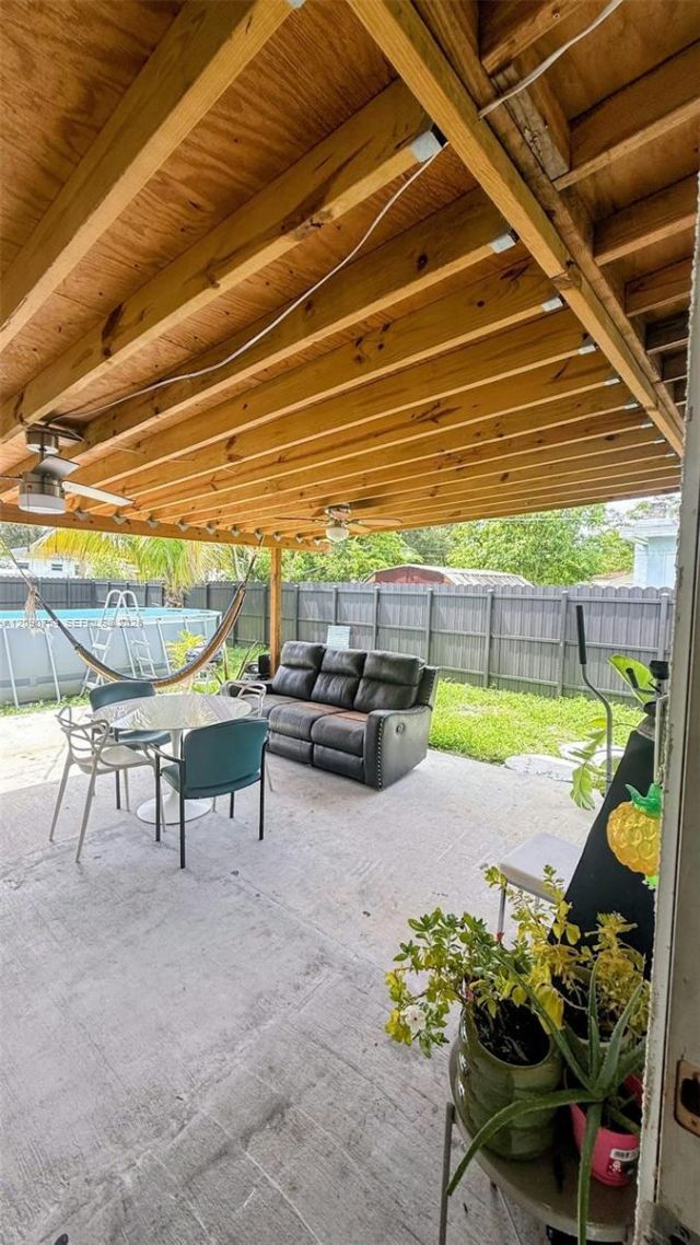 1560 NW 124th St , North Miami, FL 33167 Photo