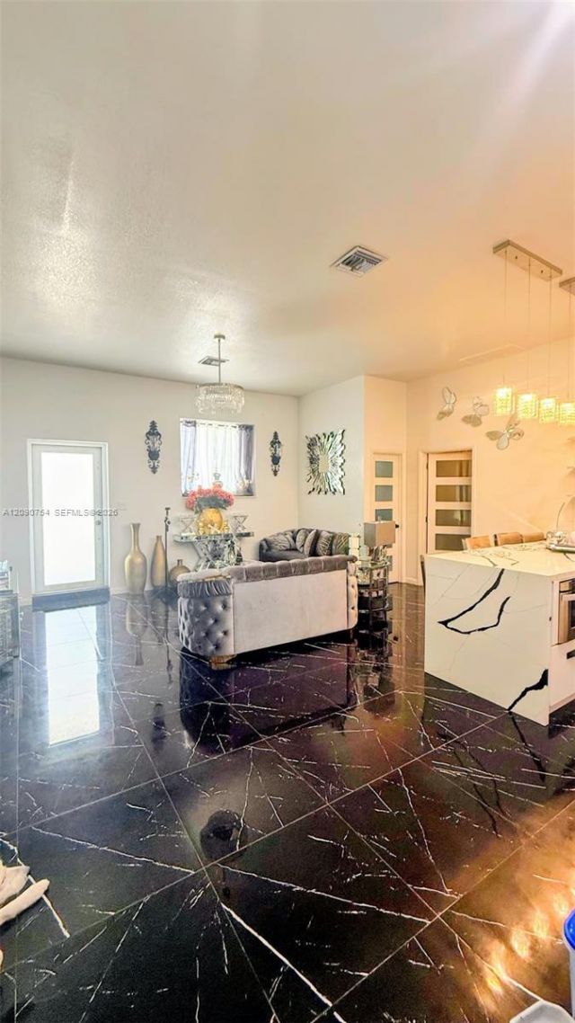 1560 NW 124th St , North Miami, FL 33167 Photo