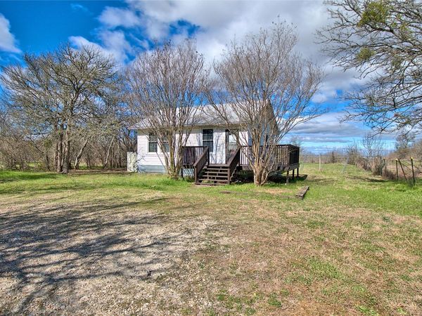 8402 Elroy RD, Del Valle, TX 78617