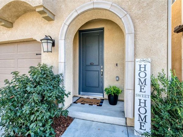 976 Thurman W, Madera, CA 93636