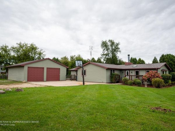 18410 119th STREET, Bristol, WI 53104