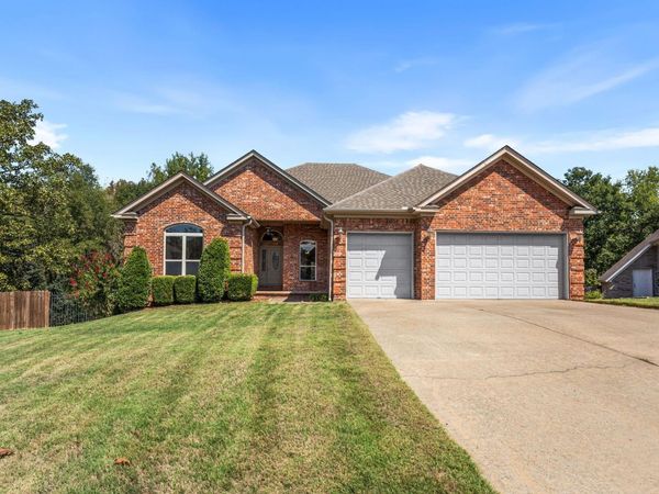 2000 Glenn Arbor Court, Sherwood, AR 72120
