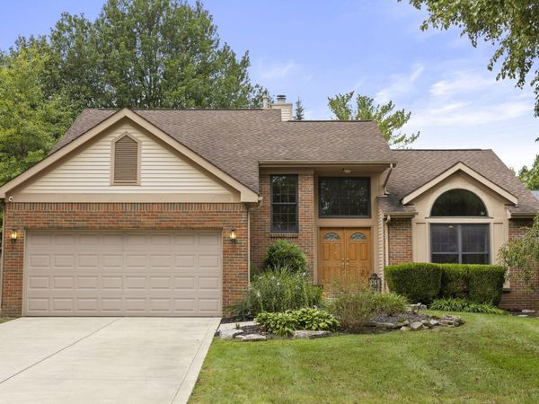 394 Meadow View Drive, Powell, OH 43065