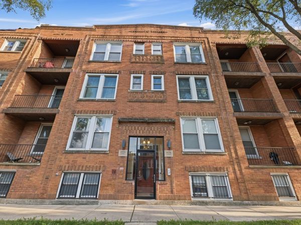 1425 E 68th Street , Unit 1, Chicago, IL 60637