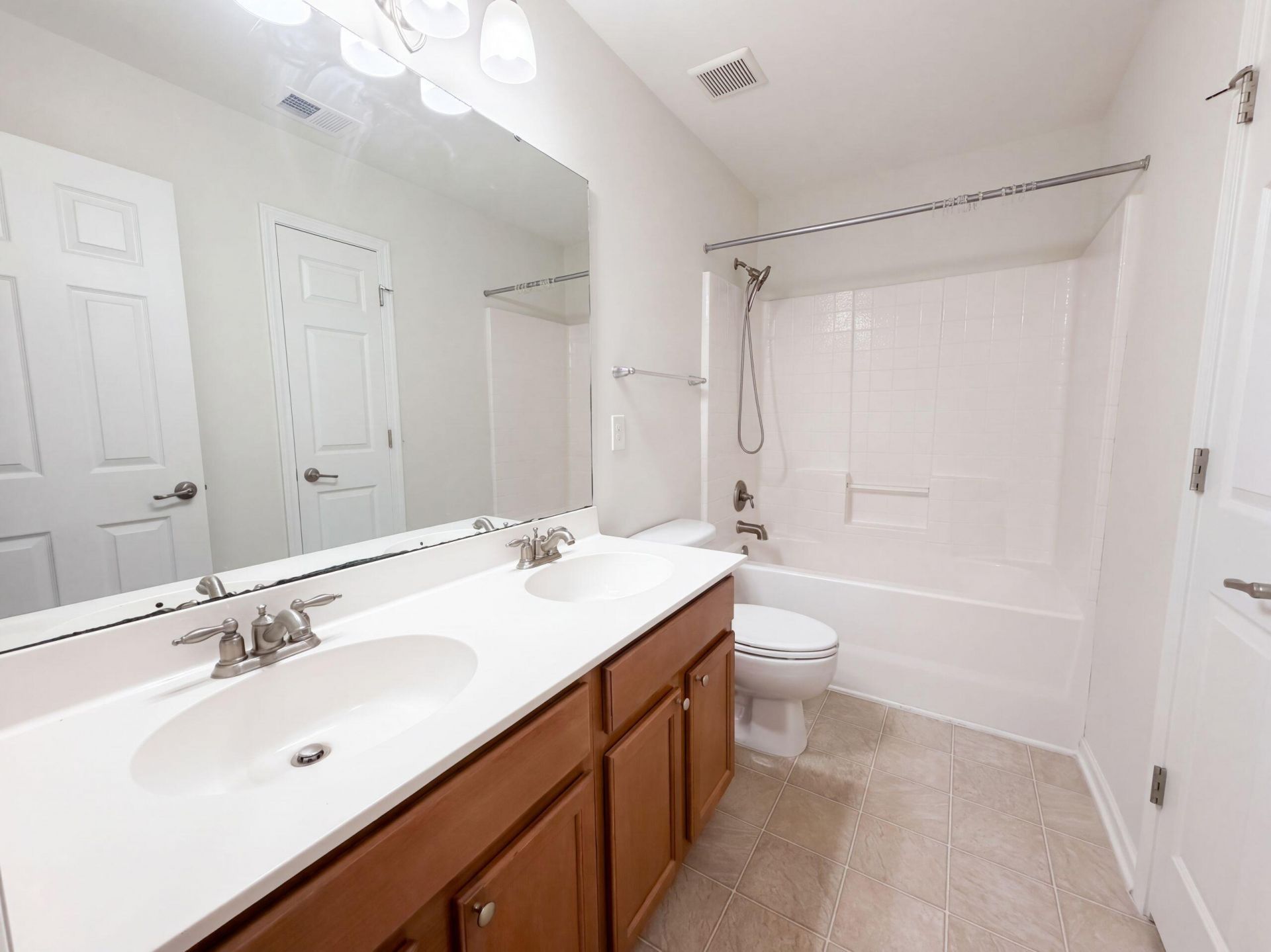 9004 Parlor Drive Photo 15