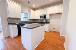 9004 Parlor Drive photo 4