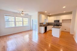 9004 Parlor Drive photo 4