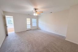 9004 Parlor Drive photo 4