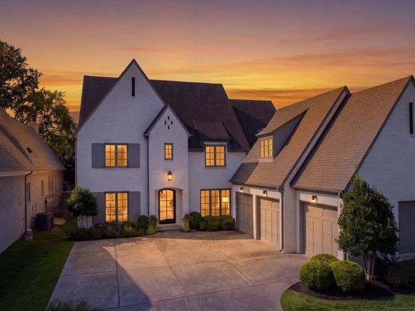 1251 S DUBRAY PL, Collierville, TN 38017