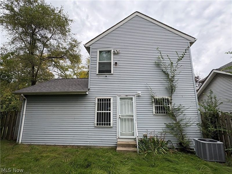 7310 Colfax Road, Cleveland, OH 44104 Photo 19
