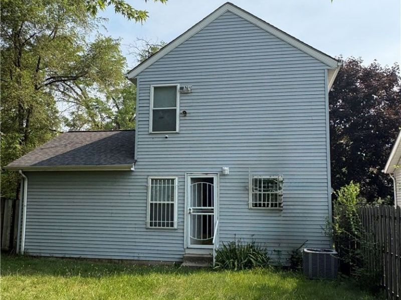 7310 Colfax Road, Cleveland, OH 44104 Photo 3