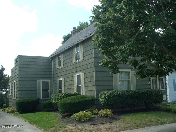 503 E Mechanic Street, Wapakoneta, OH 45895