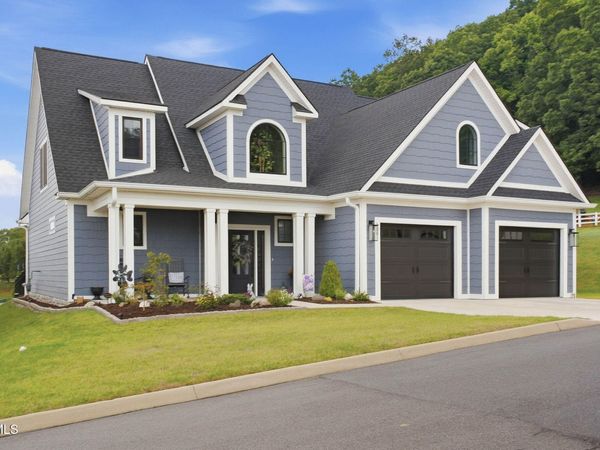 130 Slonaker Circle, Jonesborough, TN 37659
