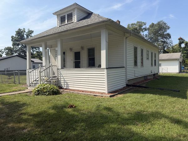 1708 Tower Street, Chesterton, IN 46304