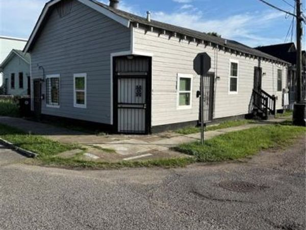 7730 FORSHEY Street , New Orleans, LA 70125