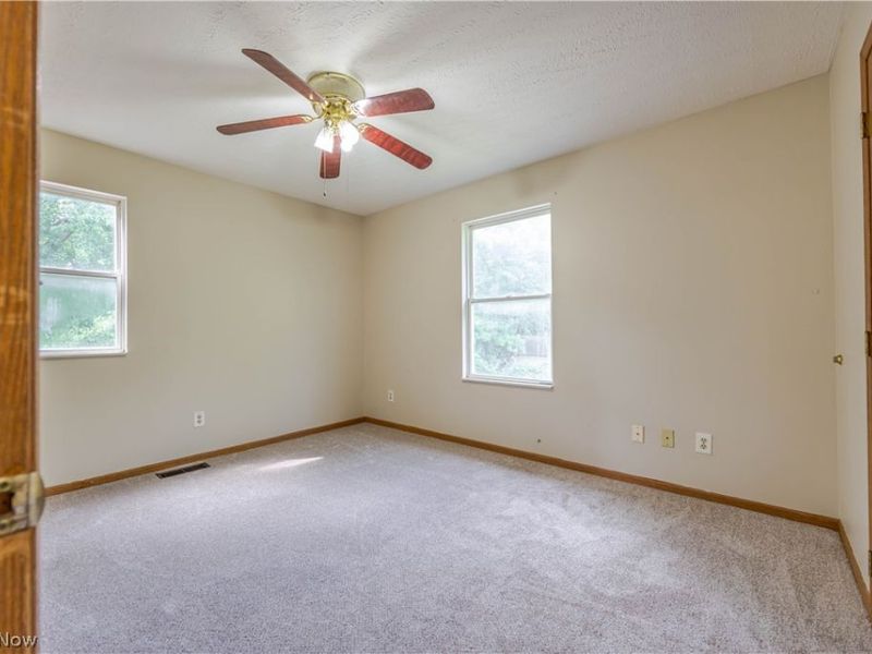 1404 Lakeview Road, Cleveland, OH 44112 Photo 16