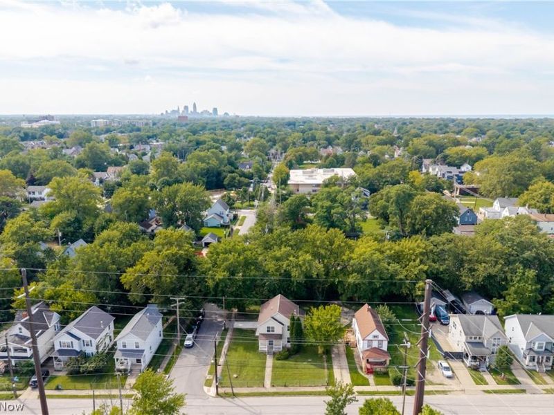 1404 Lakeview Road, Cleveland, OH 44112 Photo 25