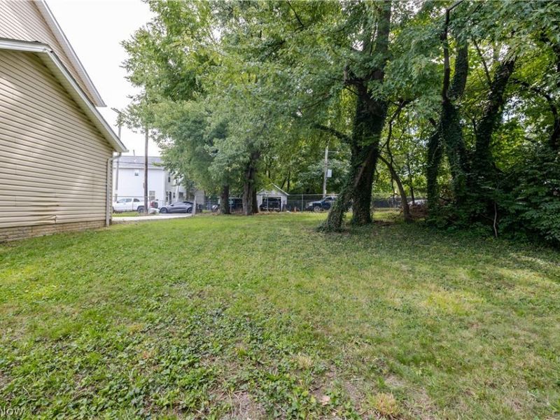 1404 Lakeview Road, Cleveland, OH 44112 Photo 28