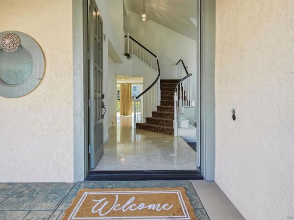 14025 Chestnut Hill Lane, San Diego, CA 92128