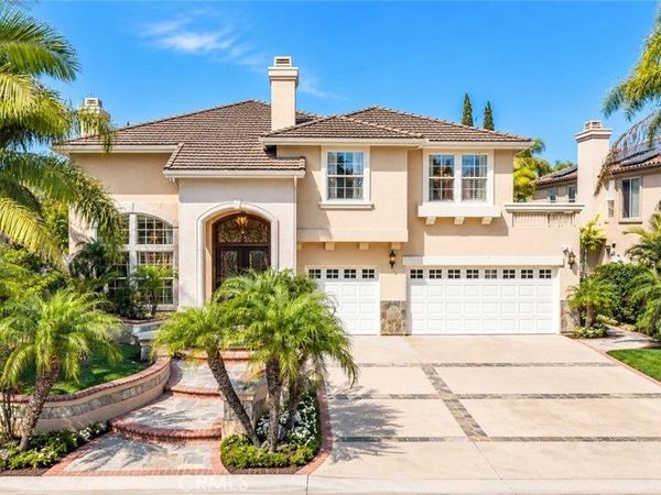 6831 Turf Drive , Huntington Beach, CA 92648