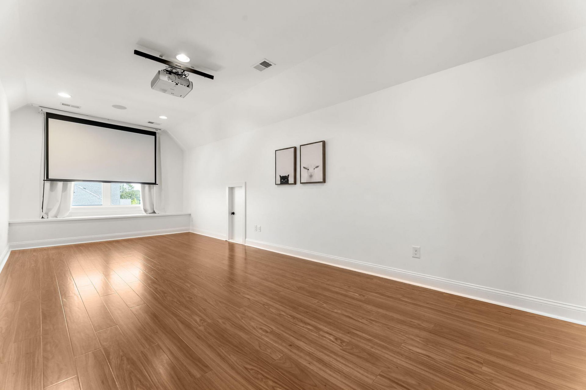 1432 Willtown Street Photo 35