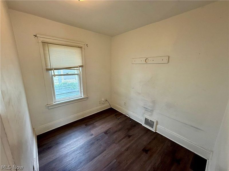 6920 Hosmer Avenue, Cleveland, OH 44105 Photo 22