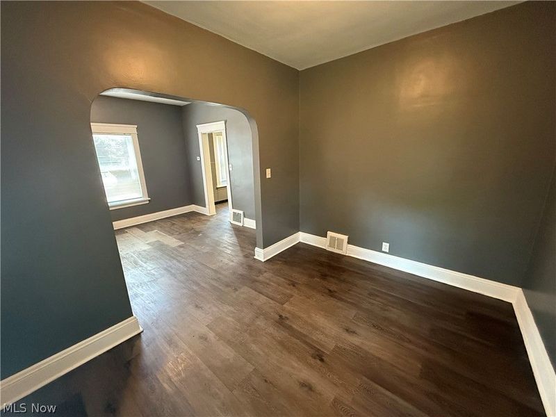 6920 Hosmer Avenue, Cleveland, OH 44105 Photo 3