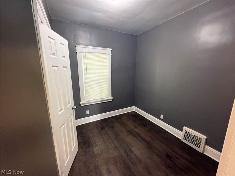 6920 Hosmer Avenue, Cleveland, OH 44105 Photo 7