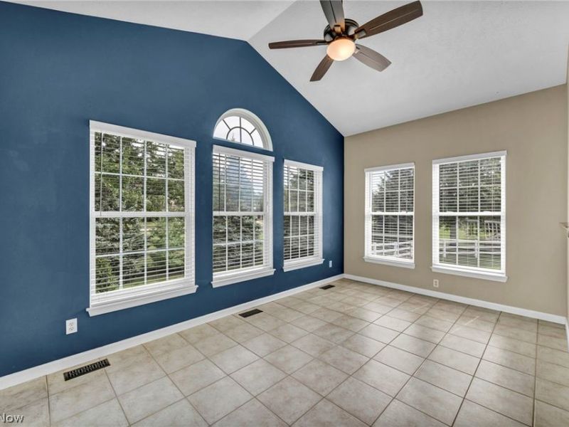 38804 Congressional Lane, Willoughby, OH 44094 Photo 11