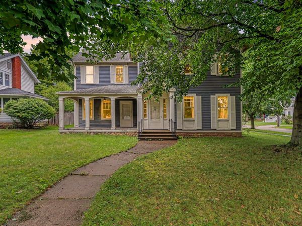 413 E Mansion Street, Marshall, MI 49068
