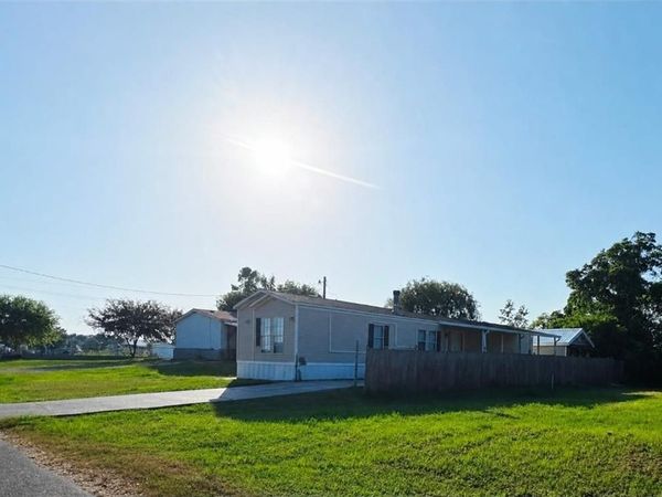 5130 CANAL Street , Jean Lafitte, LA 70067