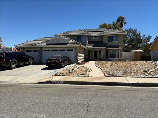42534 61st W, Quartz Hill, CA 93536