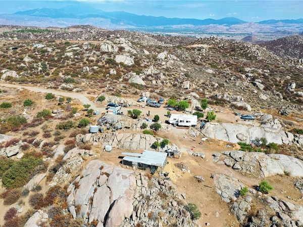 39 Minton, Homeland, CA 92548