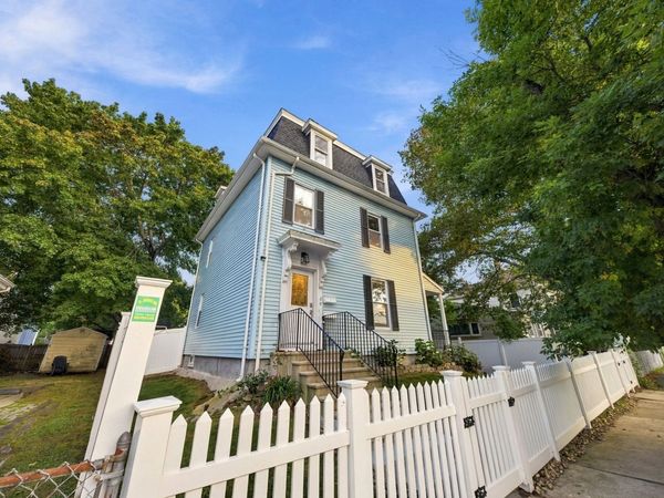 28 S Warren St, Haverhill, MA 01835