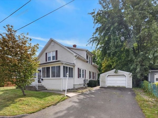 35 Lorraine St, Chicopee, MA 01013