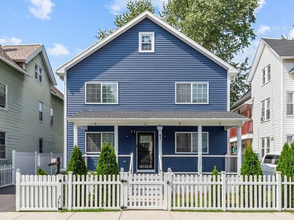42 Ringgold St, Springfield, MA 01107