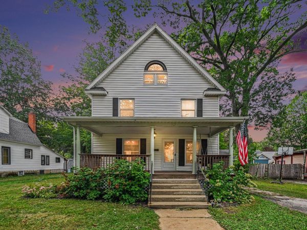 113 Hamilton Street, Dowagiac, MI 49047